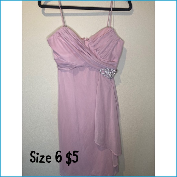 Dresses - Different sizes - Picture 11 of 14